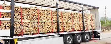 Legna di carpino essiccata in forno · carico completo 40 m³ accatastati · 30/33 cm · 22 bancali